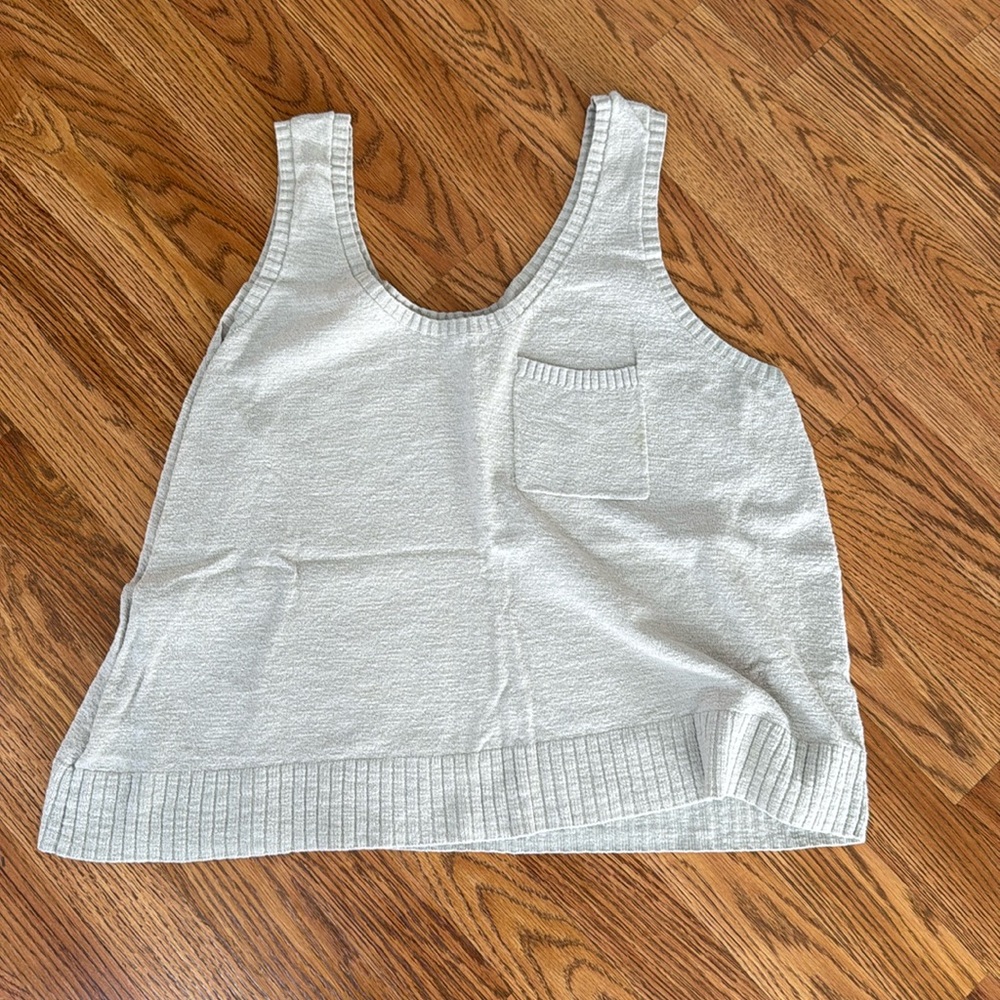 Sweater tank